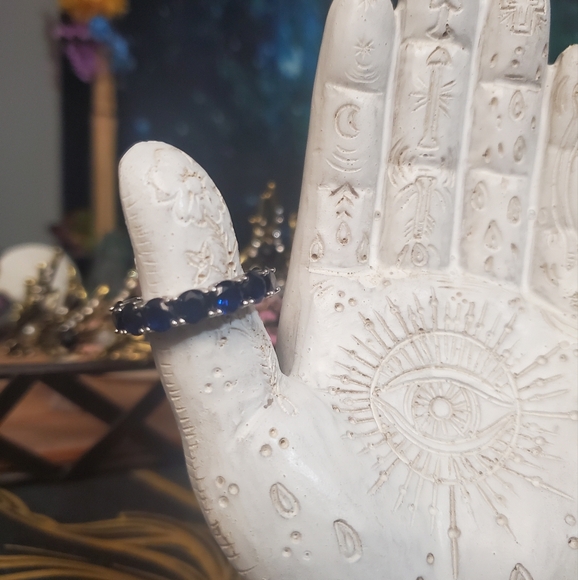 VINTAGE Gorgeous high quality dark blue cubic zirconia ring size 7 - Picture 2 of 4